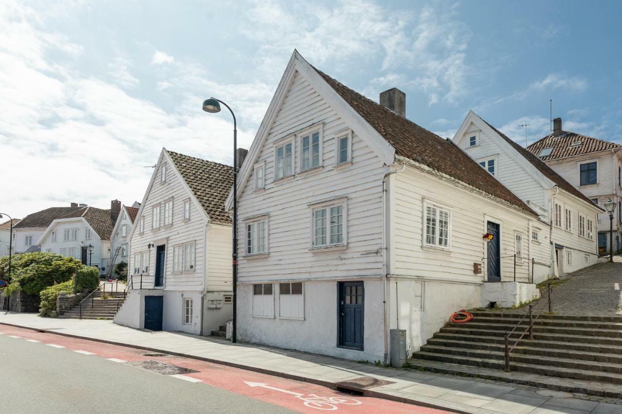 Historical Apartments In The Heart Of The Old Town 스타방에르 외부 사진